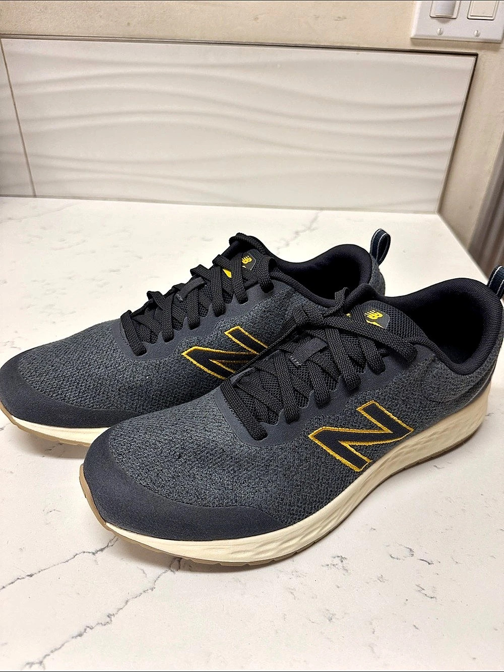 BRAND NEW New Balance Fresh Foam Arishi G3 Men's Gray Sneaker- US 10/ EU 44